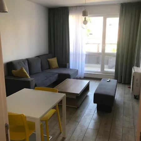 Martello Luxury فارنا