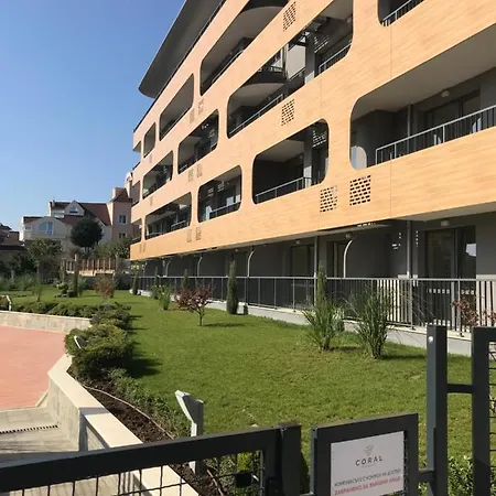 Martello Luxury شقة